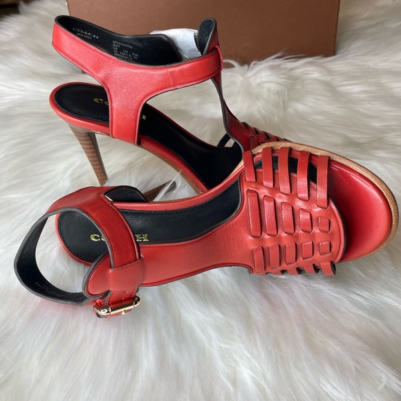 NIB Authentic COACH Izzy Mat Calf Heels - Picture 8 of 10